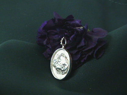 Old Flower pendant